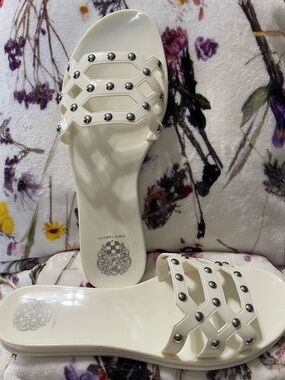 Vince Camuto studded plastic sandals, cream, size 10